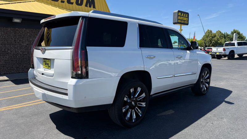2018 Cadillac Escalade Premium Luxury