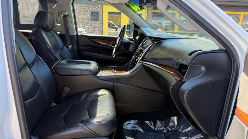 2018 Cadillac Escalade Premium Luxury