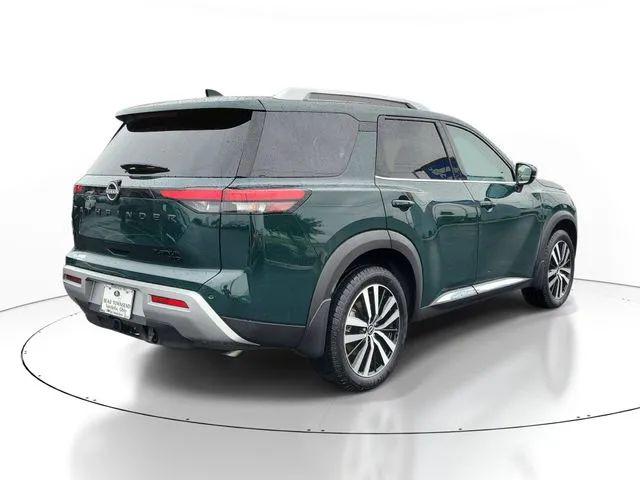 2025 Nissan Pathfinder Platinum 4WD