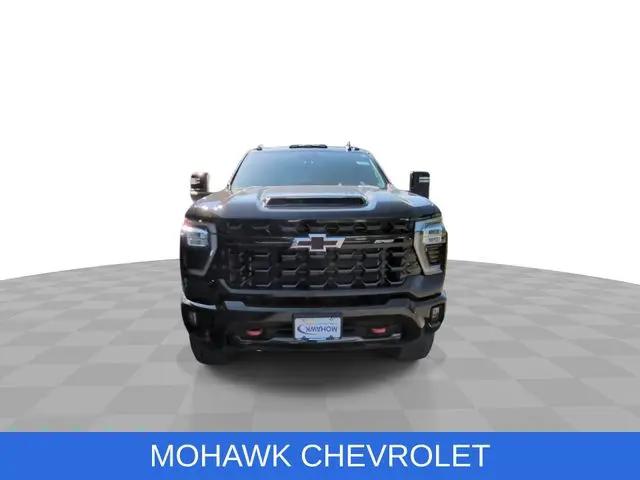 2024 Chevrolet Silverado 2500HD 4WD Crew Cab Standard Bed ZR2