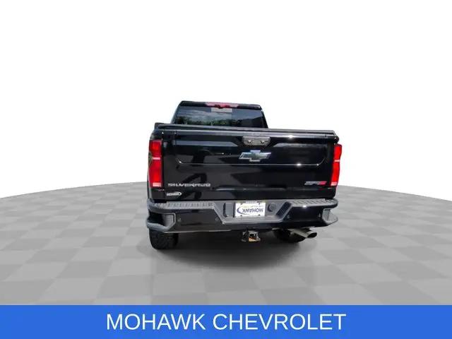 2024 Chevrolet Silverado 2500HD 4WD Crew Cab Standard Bed ZR2