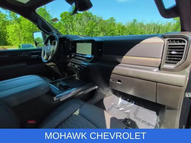2024 Chevrolet Silverado 2500HD 4WD Crew Cab Standard Bed ZR2