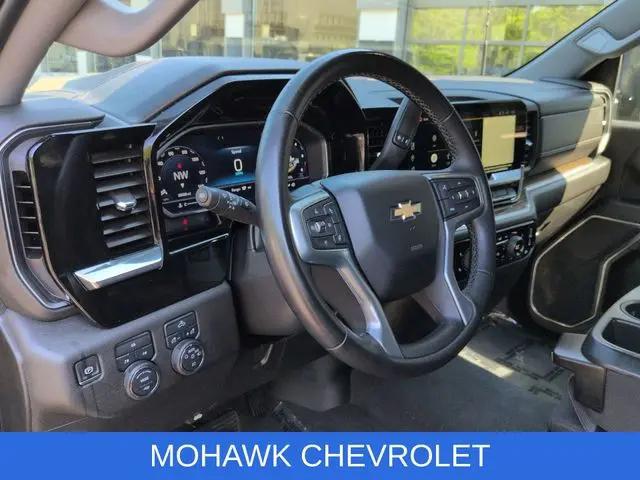 2024 Chevrolet Silverado 2500HD 4WD Double Cab Standard Bed LT