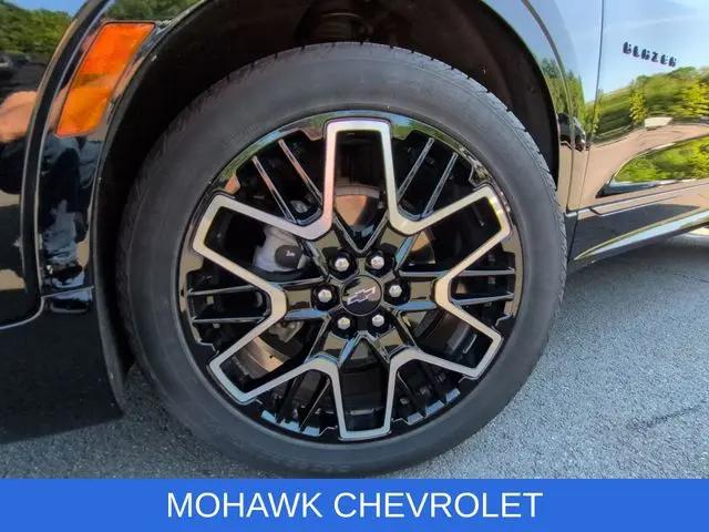 2024 Chevrolet Blazer AWD RS