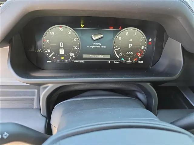 2026 Land Rover Defender P525 V8