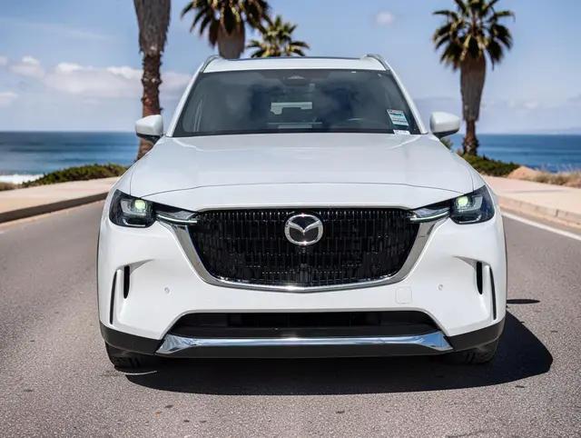 2024 Mazda X-90 Premium Plus