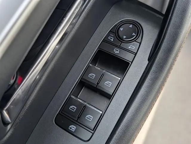 2024 Mazda X-90 Premium Plus
