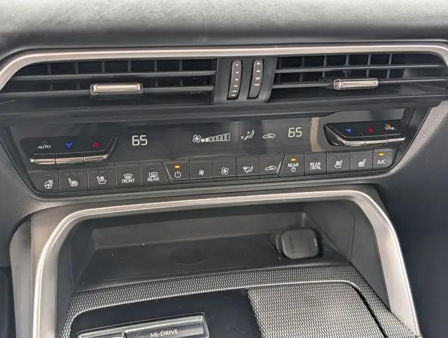 2024 Mazda X-90 Premium Plus