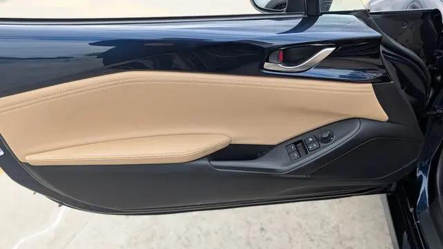 2025 Mazda MX-5 Grand Touring