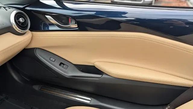 2025 Mazda MX-5 Grand Touring