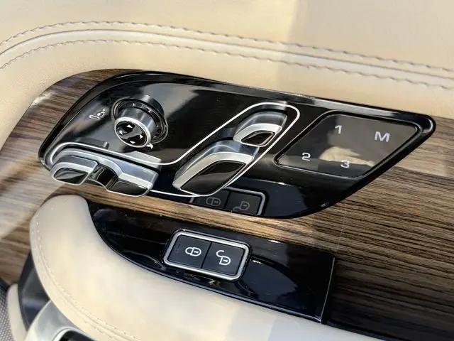2018 Land Rover Range Rover 3.0L V6 Supercharged HSE