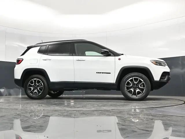 2025 Jeep Compass Trailhawk 4x4