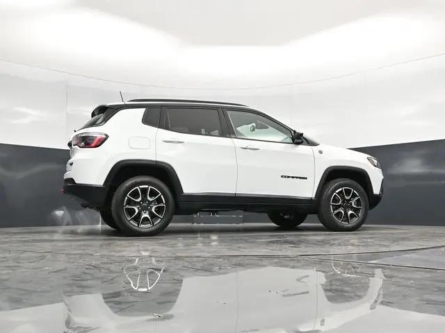 2025 Jeep Compass Trailhawk 4x4