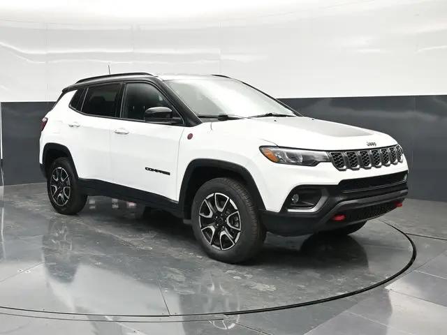 2025 Jeep Compass Trailhawk 4x4 for sale in Sterling, IL