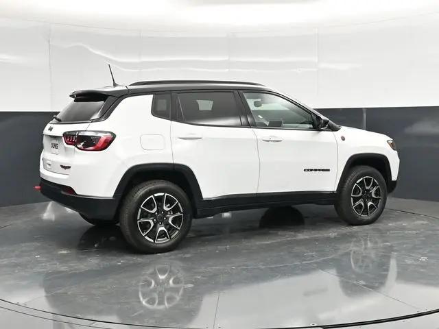 2025 Jeep Compass Trailhawk 4x4