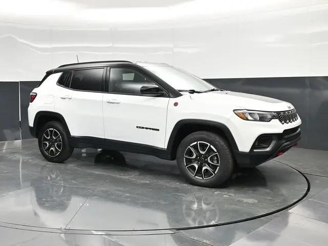 2025 Jeep Compass Trailhawk 4x4