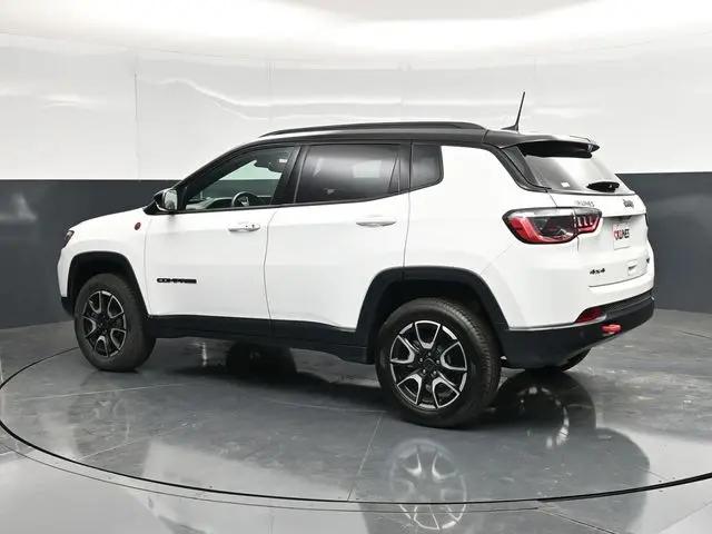 2025 Jeep Compass Trailhawk 4x4