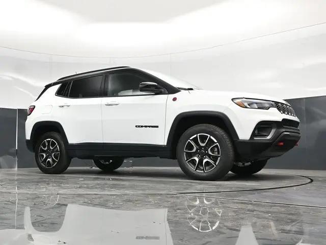 2025 Jeep Compass Trailhawk 4x4