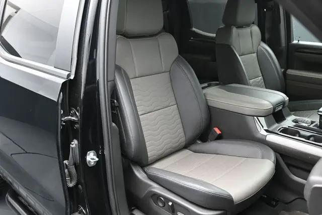 2023 Chevrolet Silverado 1500 4WD Crew Cab Short Bed ZR2