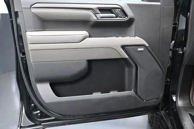 2023 Chevrolet Silverado 1500 4WD Crew Cab Short Bed ZR2