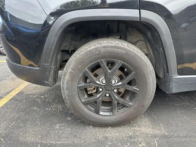 2025 Jeep Grand Cherokee Altitude 4x4