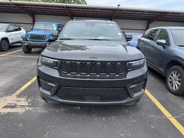 2025 Jeep Grand Cherokee Altitude 4x4