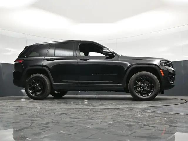 2025 Jeep Grand Cherokee Altitude 4x4
