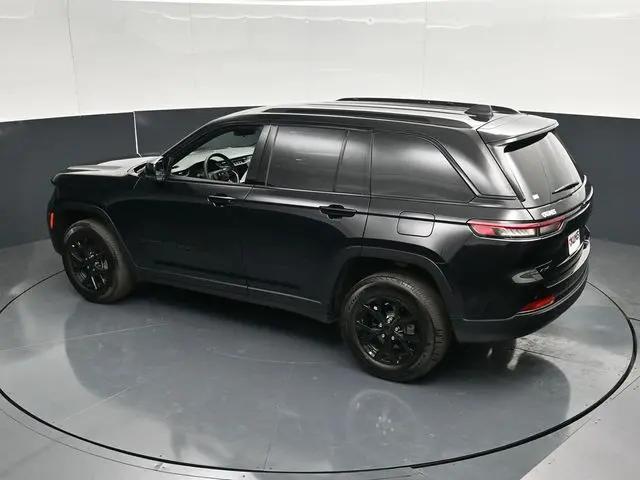 2025 Jeep Grand Cherokee Altitude 4x4