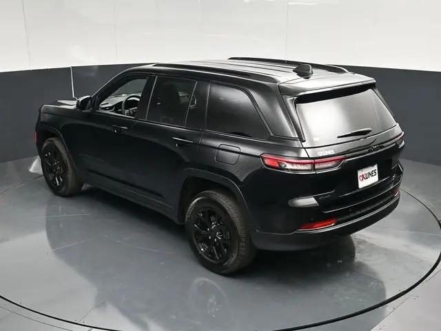 2025 Jeep Grand Cherokee Altitude 4x4