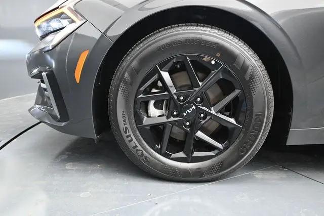 2025 Kia K5 LXS