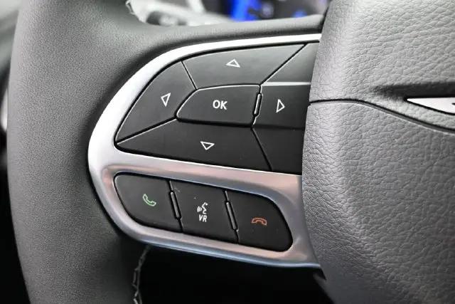 2027 Chrysler Pacifica Select AWD