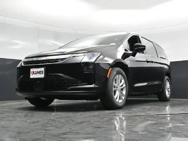 2027 Chrysler Pacifica Select AWD
