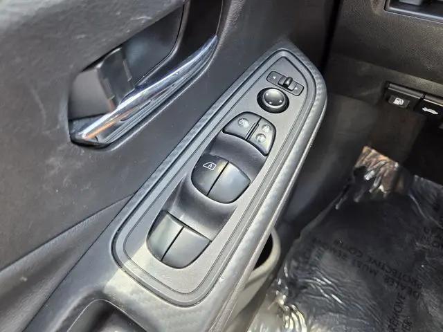 2024 Nissan Versa 1.6 SV