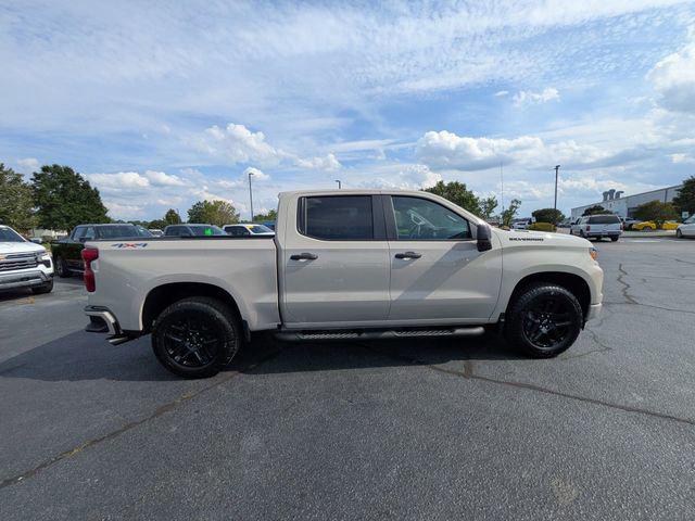 2026 Chevrolet Silverado 1500 4WD Crew Cab Short Bed Custom