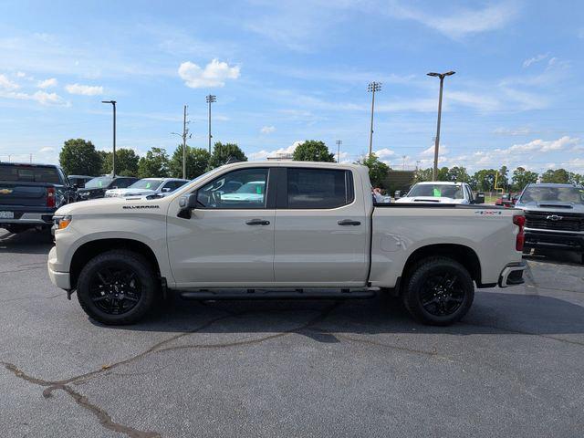 2026 Chevrolet Silverado 1500 4WD Crew Cab Short Bed Custom
