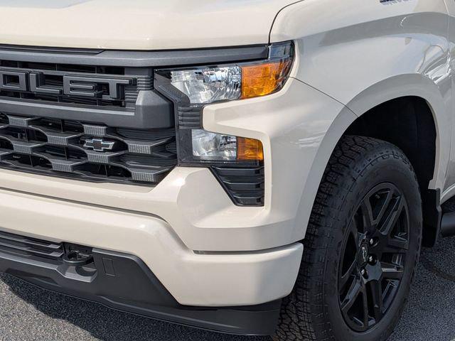 2026 Chevrolet Silverado 1500 4WD Crew Cab Short Bed Custom