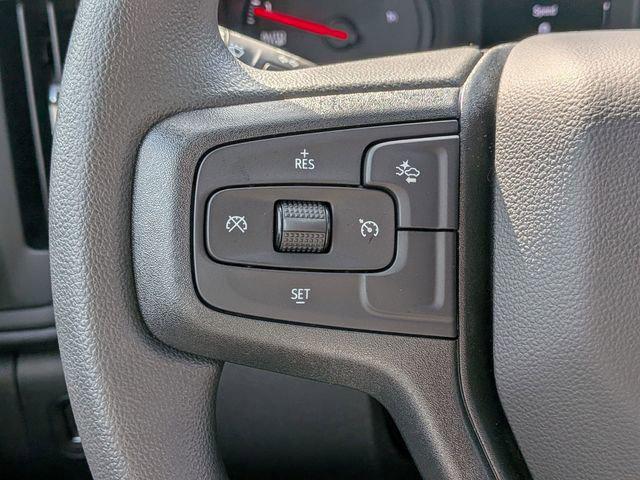 2026 Chevrolet Silverado 1500 4WD Crew Cab Short Bed Custom
