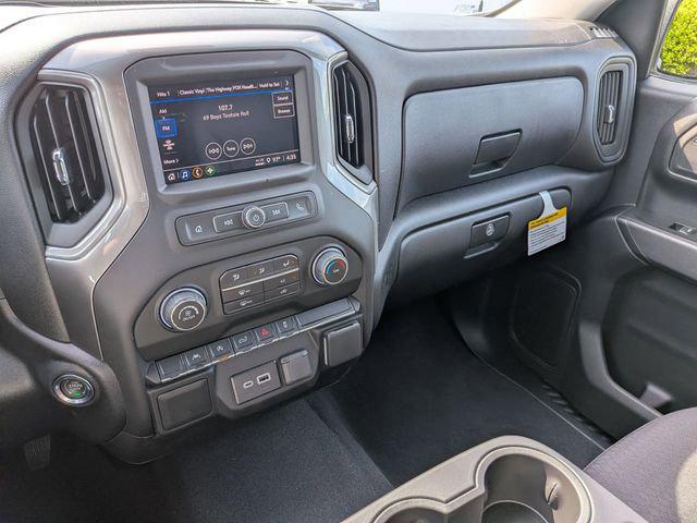 2026 Chevrolet Silverado 1500 4WD Crew Cab Short Bed Custom
