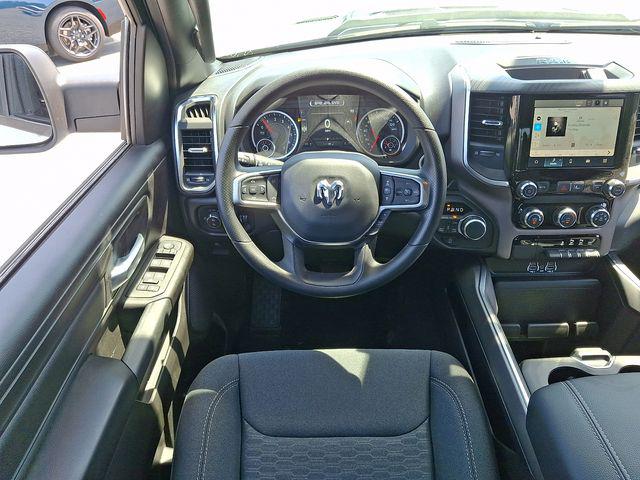 2026 Ram 1500 Express Crew Cab 4x4 5'7" Box