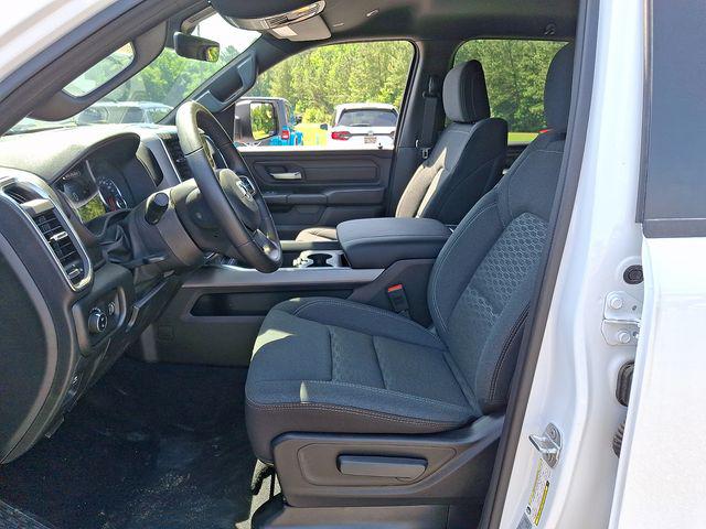 2026 Ram 1500 Express Crew Cab 4x4 5'7" Box