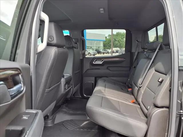 2026 Chevrolet Silverado 1500 4WD Crew Cab Short Bed LT Trail Boss