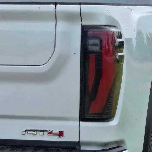2024 GMC Sierra 2500HD 4WD Crew Cab Standard Bed AT4