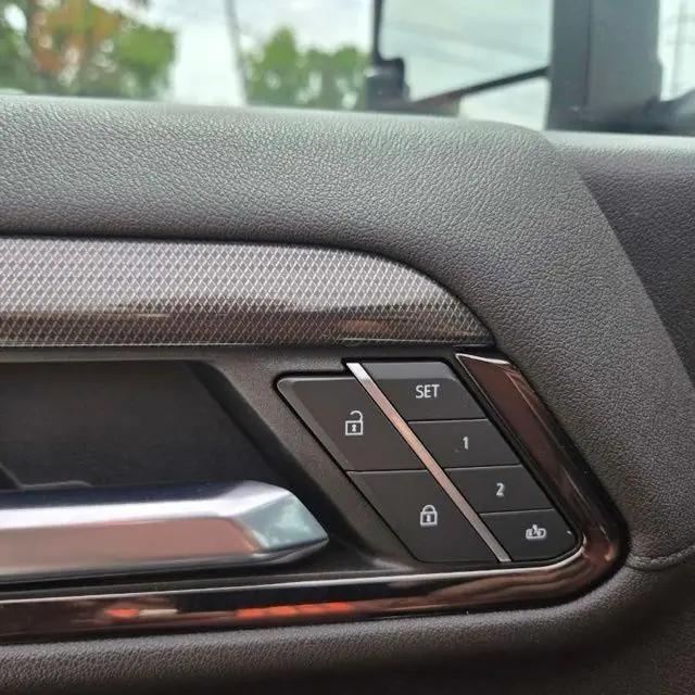 2024 GMC Sierra 2500HD 4WD Crew Cab Standard Bed AT4
