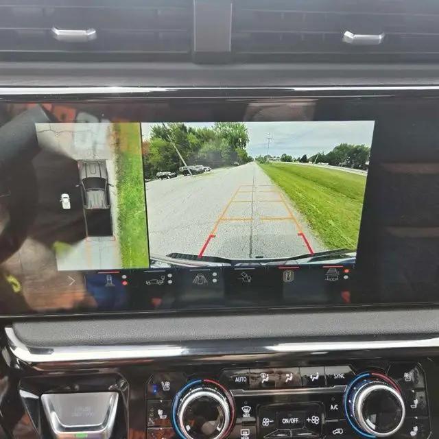 2024 GMC Sierra 2500HD 4WD Crew Cab Standard Bed AT4