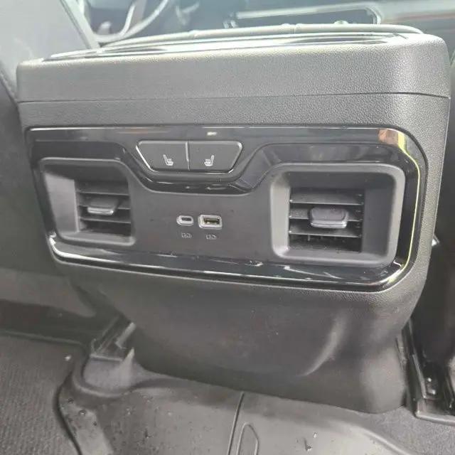 2024 GMC Sierra 2500HD 4WD Crew Cab Standard Bed AT4
