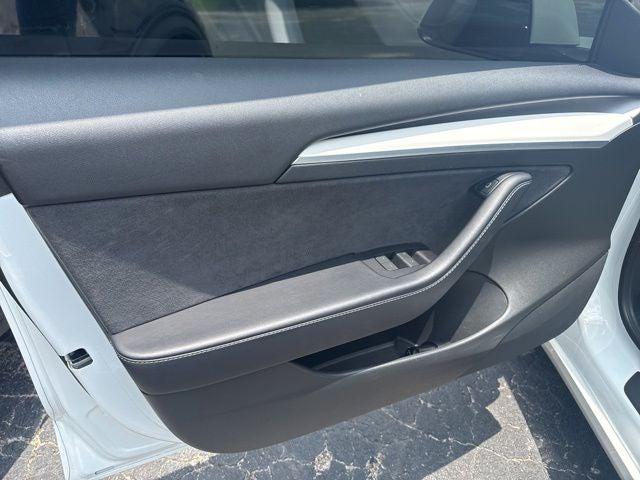 2022 Tesla Model 3 Long Range Dual Motor All-Wheel Drive
