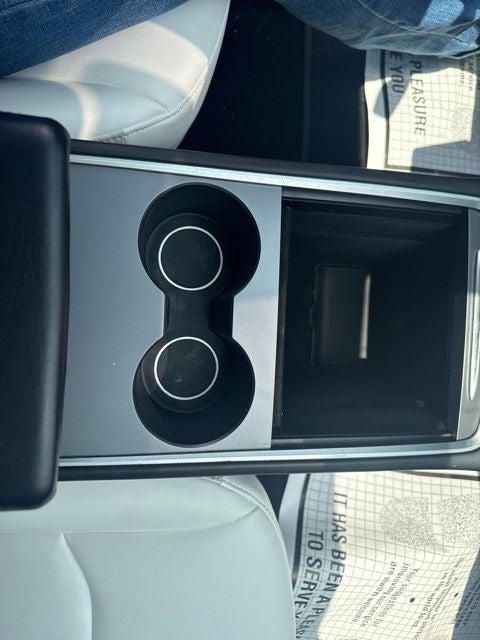 2022 Tesla Model 3 Long Range Dual Motor All-Wheel Drive