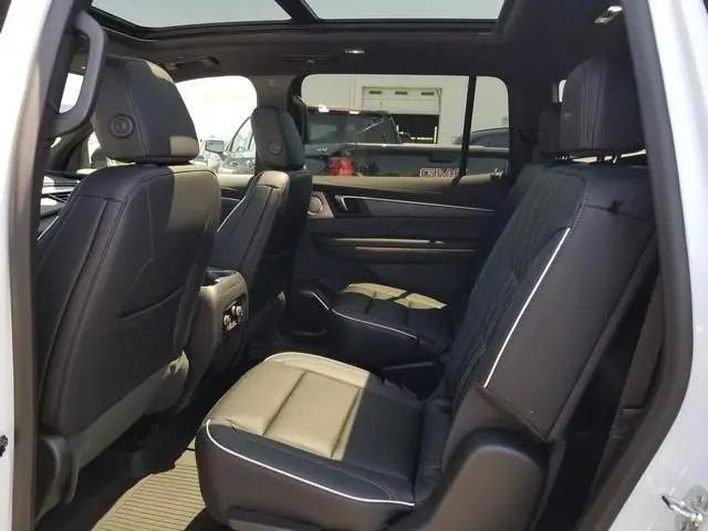 2026 Buick Enclave Avenir FWD