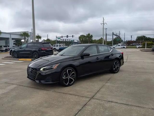 2024 Nissan Altima SR FWD