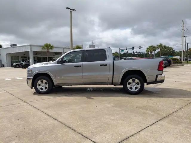 2025 Ram 1500 Big Horn Crew Cab 4x4 5'7" Box
